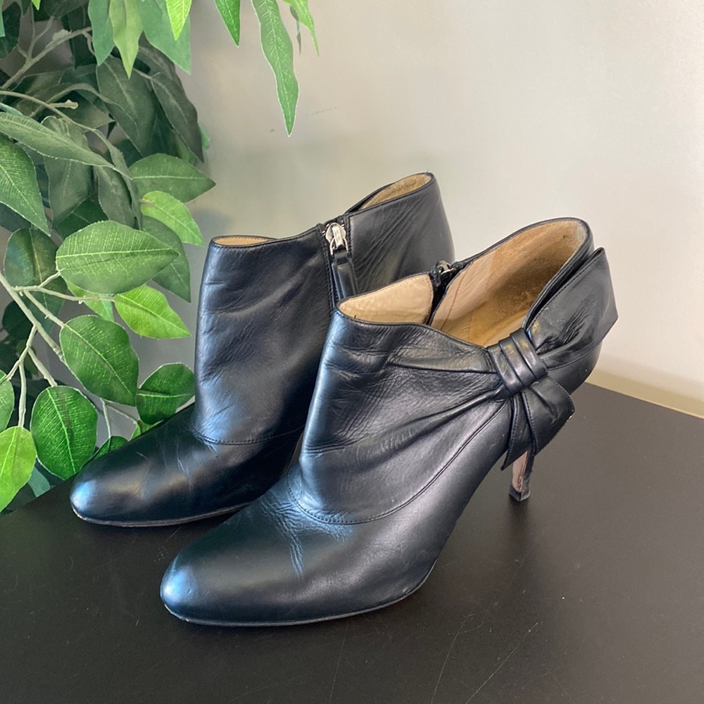 Valentino Black Leather Bow Accent Heeled Booties
